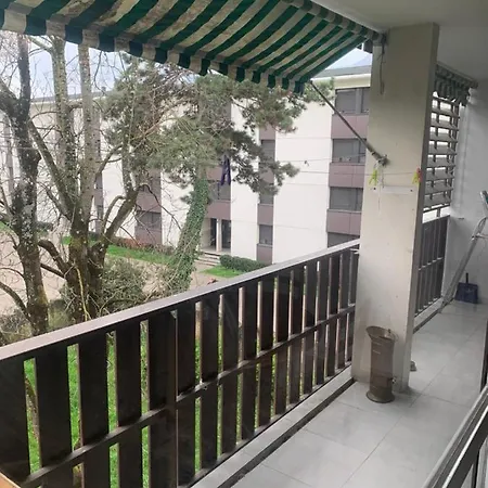 Apartment Spacieux Et Lumineux Proche Transports